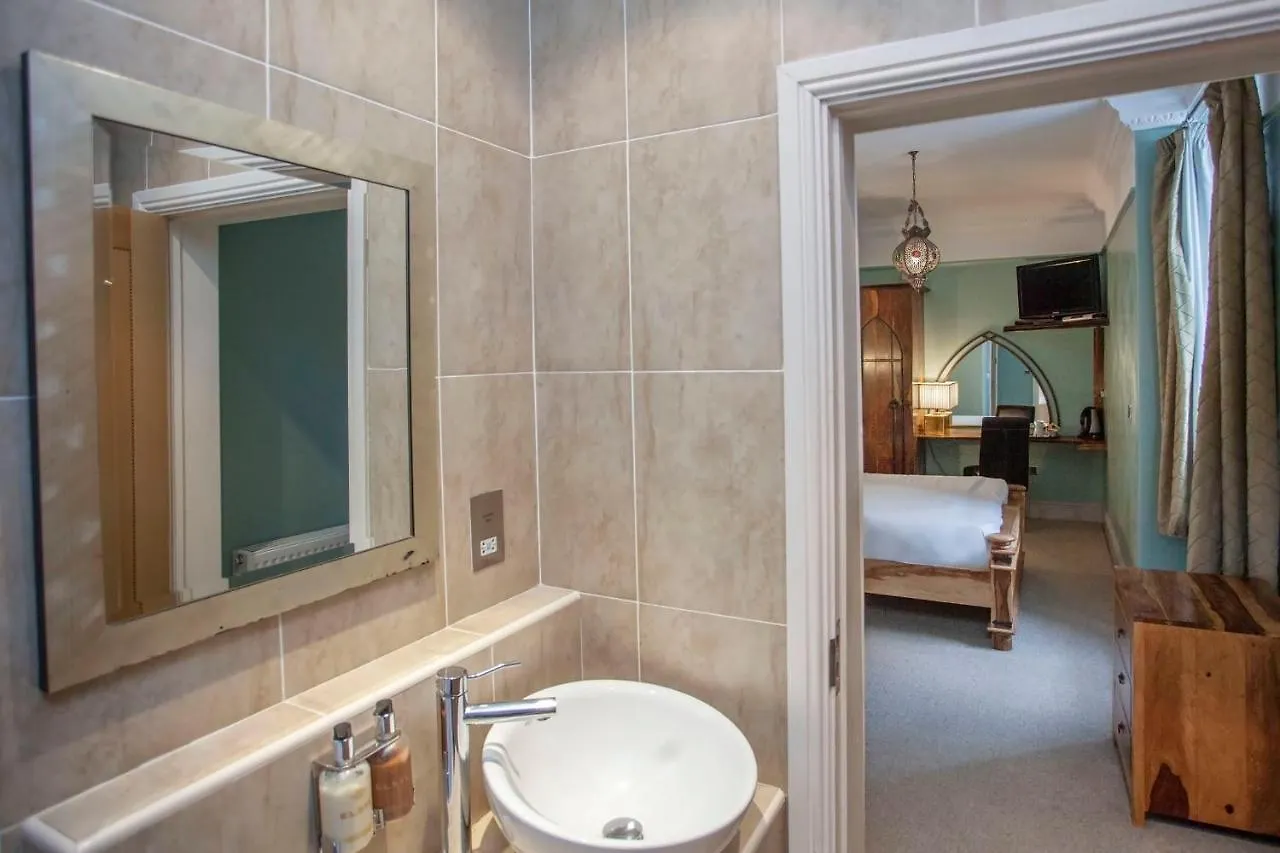 Holiday home Higgihaus #5 Sleeps 14-16 Hens Stags Big Groups Villa Cardiff